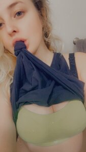 BlondeLoveAffair