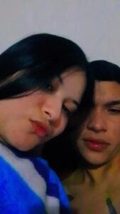 CoupleXtremeTeensPublic Bild