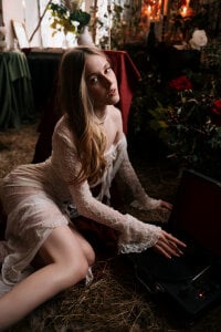 LexiBookwell Resting Witch Face, Eternal Ed Pic 3