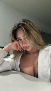 Hornyholly__ Face face face Pic 3