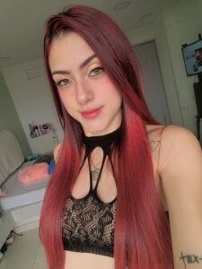 Luna_Raay Dark curves, wicked thoughts, no regrets. Bilde 3