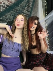 MarjorieBrown 😈Rock and roll and Romantic Disco🎶 Pic 3