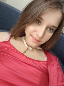 NisamArim Hugs and Kisses Pic 2