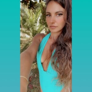 Kristel-Bellucci Public Pic 2