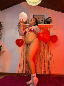 Criistalbloom HAPPY VALENTINE'S DAY ❤️💝🥰😍🤤 صورة واحدة|Criistalbloom HAPPY VALENTINE'S DAY ❤️💝🥰😍🤤 صورتان|Criistalbloom HAPPY VALENTINE'S DAY ❤️💝🥰😍🤤  4 صور|Criistalbloom HAPPY VALENTINE'S DAY ❤️💝🥰😍🤤  4 صورة