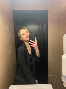 SunnyCaroline Public Pic 3
