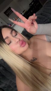 SEXXIBLONDIEE Me 💞 Pic 7