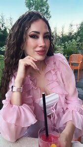 AngelaDevins Outdoors Pic