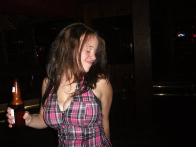 tasty_titties Public  5. fénykép