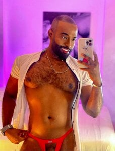 red logan mmmm de LOGAN_ADAMS27  photos