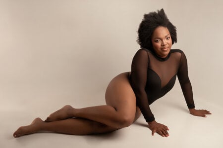 OrianaNavarro Public Pic 4