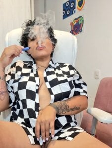 Alexxxholy