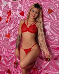 Celeste_hot_08 kullanıcısının I wish you a Happy Valentine's Day 😘🥰 albümü -  fotoğraf