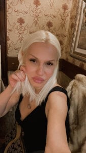 Public od DeborahXPorn  9 snímek