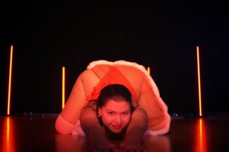 TinniAngel Curvy Christmas Tease - Santa Baby High Heels Dance Pic 5