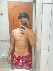 Check in bathroom od _TaylorBlack  5 snímek