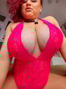 BigTittyGoddess Public Pic 8