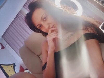 ZafiraMoonn Naughty but Sweet Pic 3