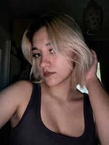 BonnieCantrill Public Pic 3