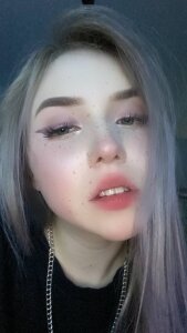 Nicole_Holmess