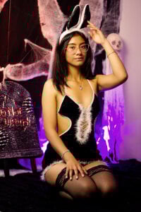 Mia_clark18 “Warning: too hot to scare” รูป 