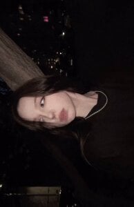 And again, I'm beautiful😈 de LizaWakenight  5 photos