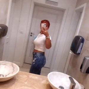 Foxxxy_MILF Public Photo 5