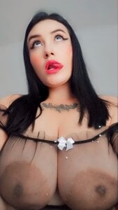 Madi🎀 de MadisonHillsss  3 Imagens