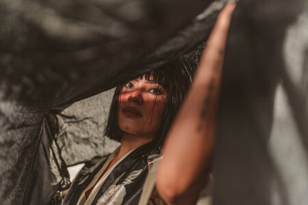 Dakotacollis kimono photoshoot Poză