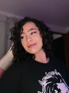 emma_morales_'s Cat eyes Sex Photo 4