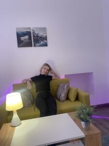 EvitaMull Public Pic 3