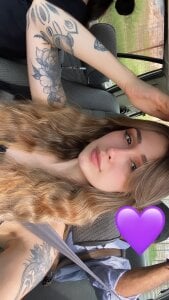 Amy-Parrish Best selfies🌷 Pic 2