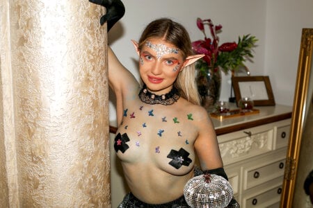 SashaRizz keeper of sexy energy Pic 6