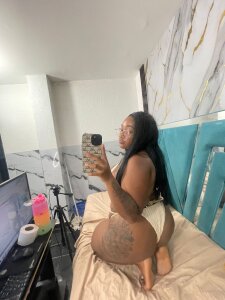 mia_sweette Public Pic 3