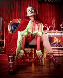 ada_mclaine Merry Christmas🎄🎄 Pic 9