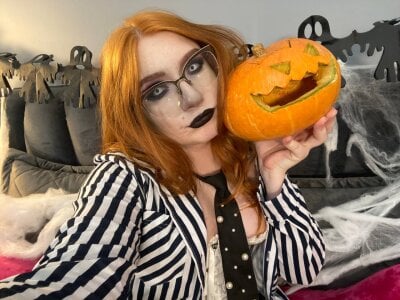 AliceAllisons 🎃 Immagine  2