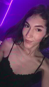 Zoe_Wolf Public Pic 2