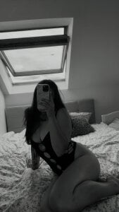 corinnaxx Public Pic 5