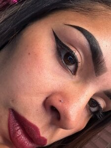 _chloe_1 Kiss me, touch me, make me yours, let's be one! 💖 slika 5