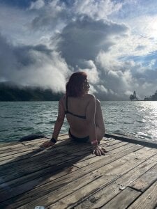 LaylaJewel me in the sea Pic