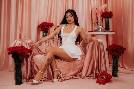 NaylaGrey Let's do the love on the Valentine's day💖🎀 Foto 6