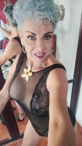 ArianaGoldd Public Pic 9