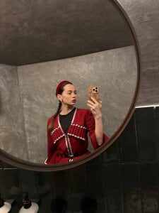 YvonneRobesのJUST ME🥰の枚の写真