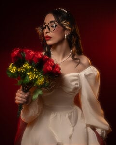 Emilia_BonsU want me to be your Valentine? 💝😊图片 4