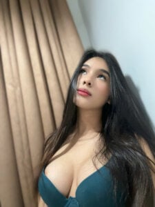 AveeMariahhh Public Pic