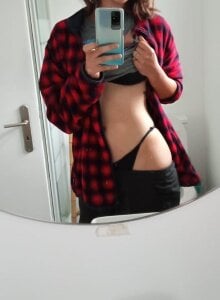 Dirty_Pink Little treat Pic