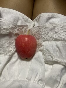 ali_za88 hungry Pic 4