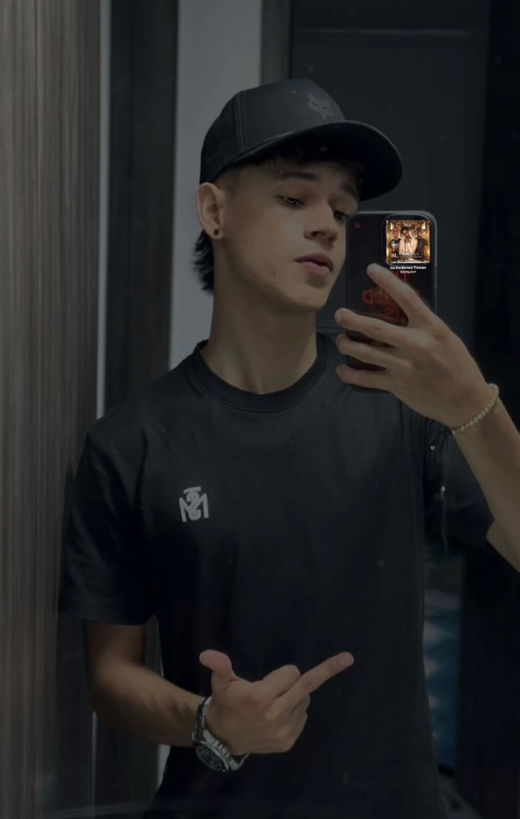 Aron_Boyy Image populaire  5204