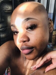 ItsMsBankss02 RANDOM OLD PICS Pic 5