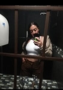 Anna_Tood Vacations 🫶🏻☘️ Pic 9